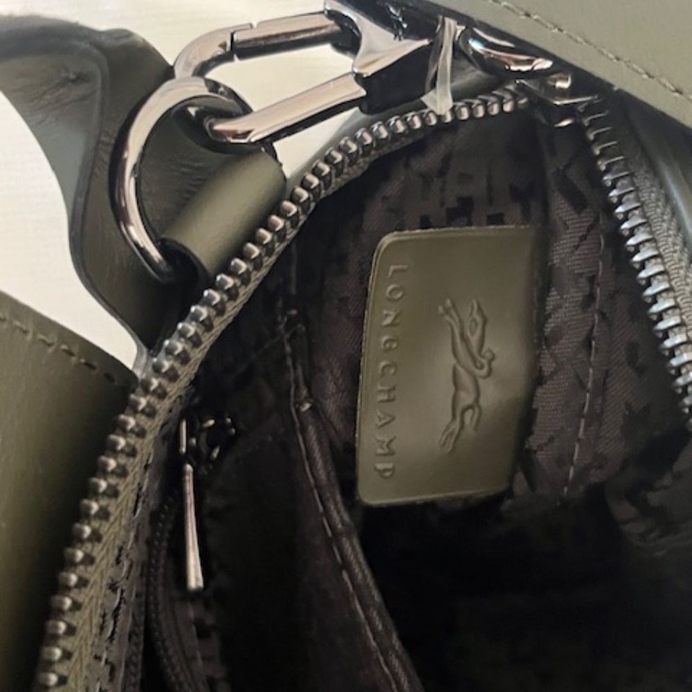 Longchamp Le Pliage Xtra Leather Crossbody, Green - Excellent - Picture 10 of 12